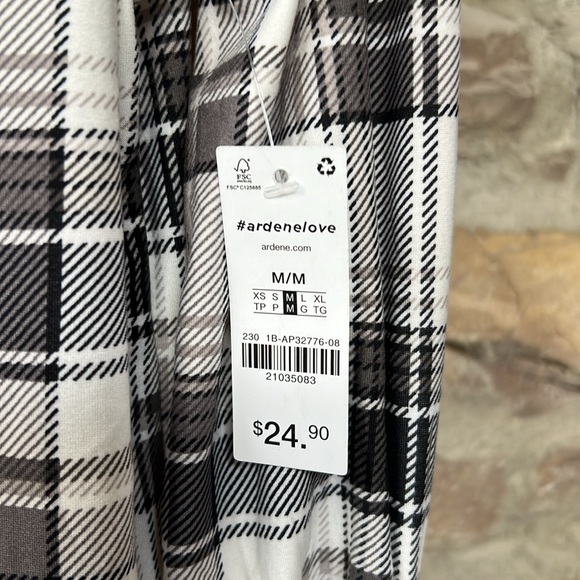 Women’s button down - Picture 4 of 4